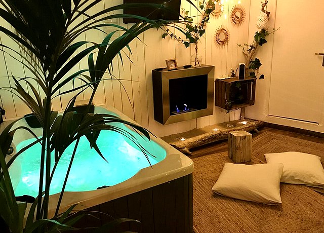 Chambres d'hôte avec jacuzzi privatif sur Montpellier au O 5 Sens