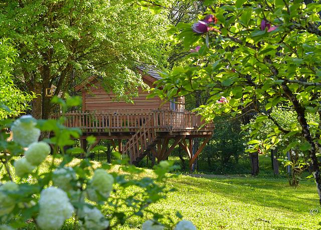 Dormir dans une cabane dans les arbres proche de Bordeaux au Clos de Cyrano